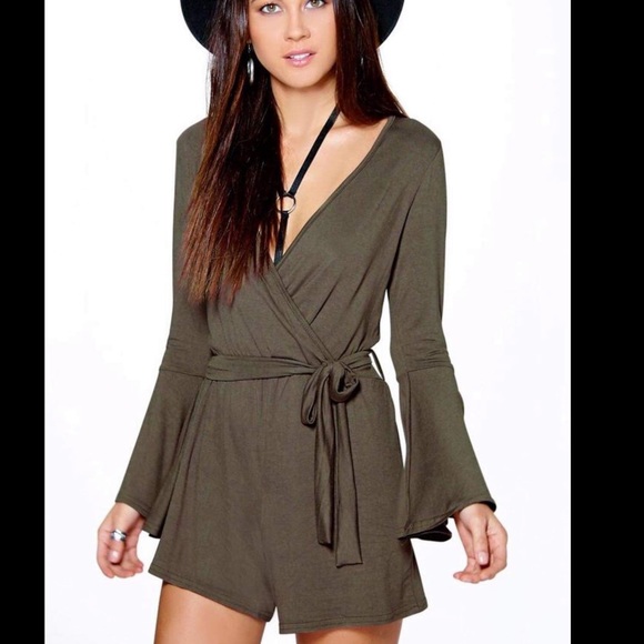 boohoo green jumpsuit